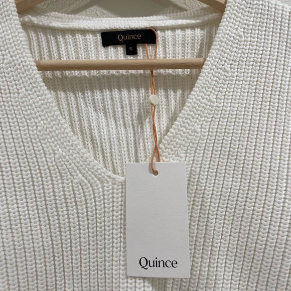NWT Quince 100% Organic Cotton Fishwrman V-Neck Sweater in Ivory Small - Picture 3 of 6